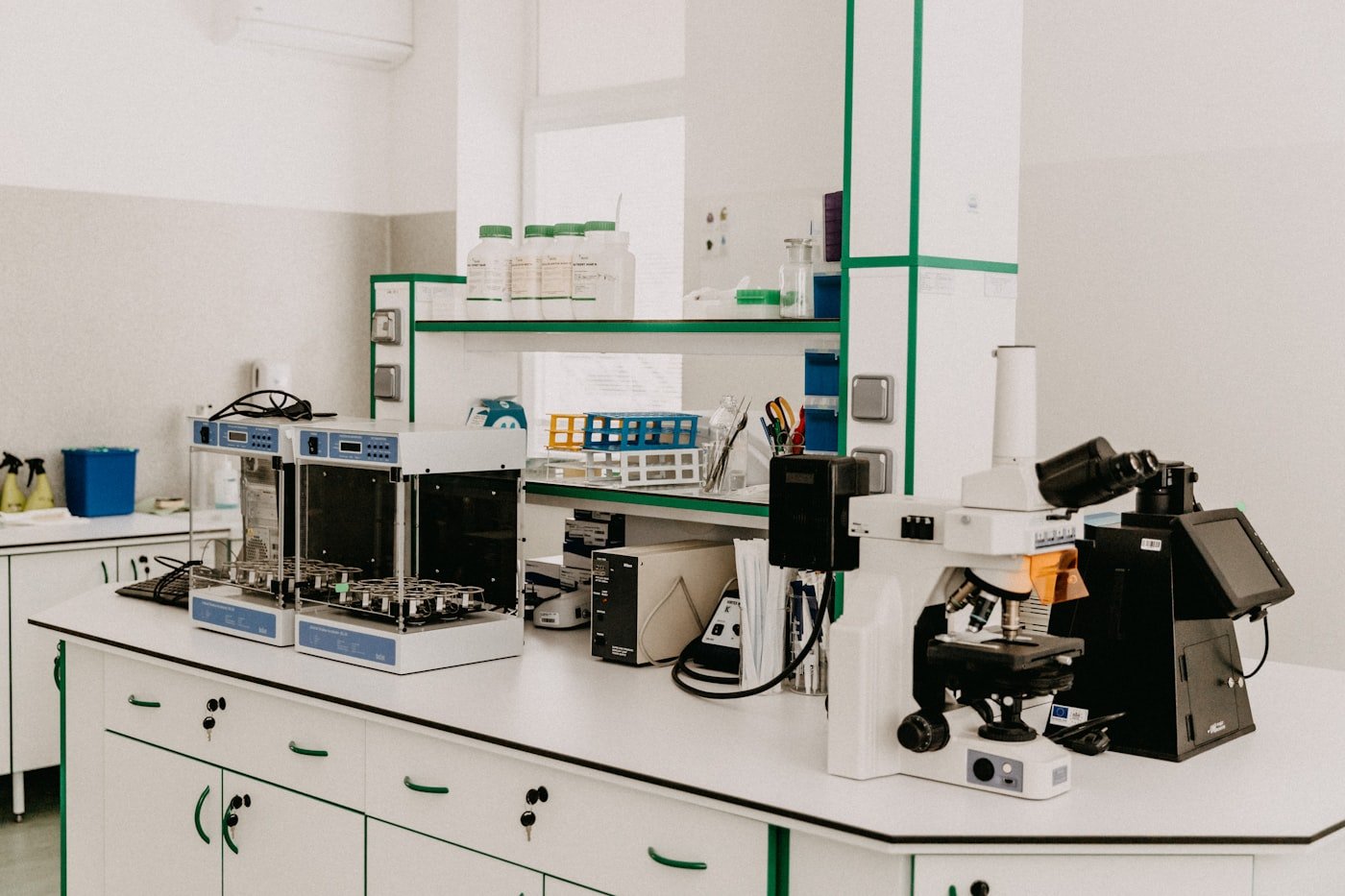 Formulation laboratory bench
